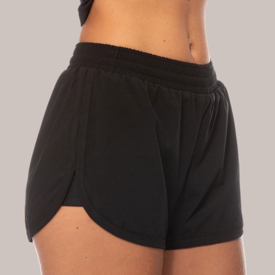 Pantaloneta Essence Pro Black Fem